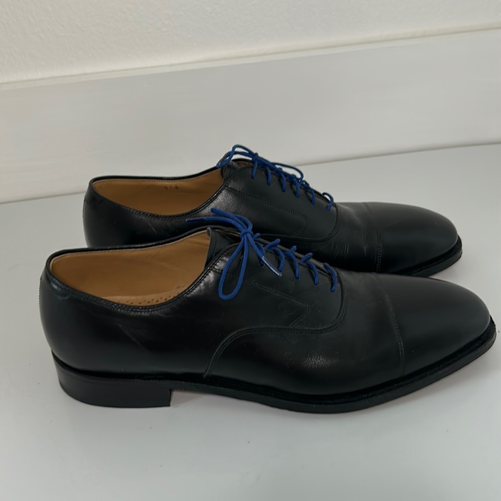 Johnston & Murphy Black Cap Toe Dress Shoes